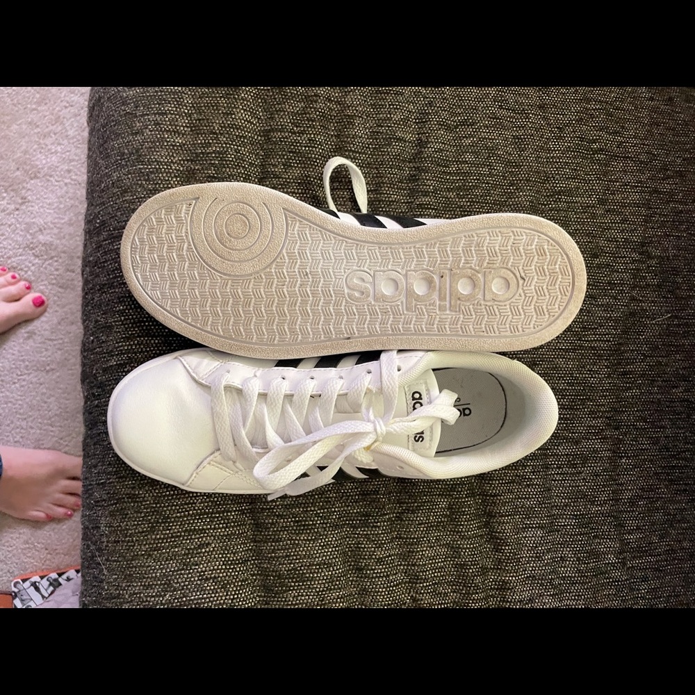 Adidas tennis shoes